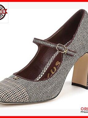 Mary Jane Pumps with 3.5 Inch Heel and Buckle Closure